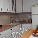 Eleni's Traditional House Apartment *