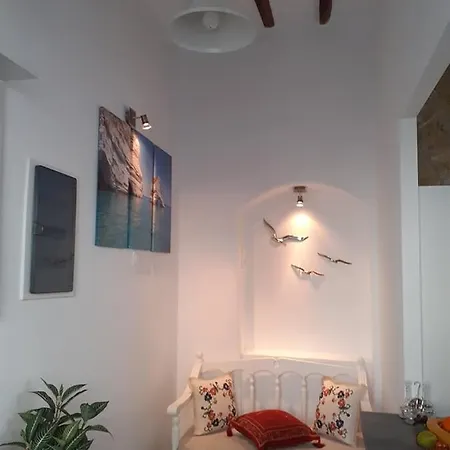 Eleni's Traditional House * Triovasálos