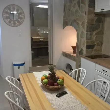 Apartment Eleni's Traditional House Triovasálos