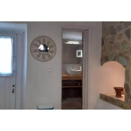 Eleni's Traditional House *
